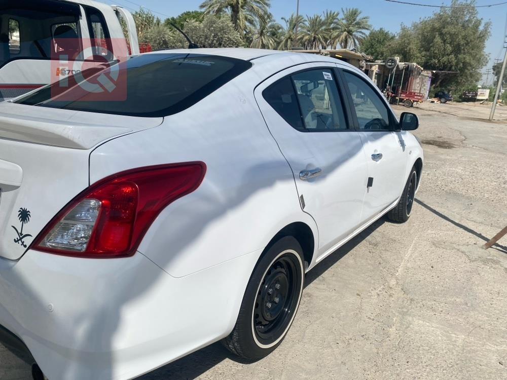 نيسان صني